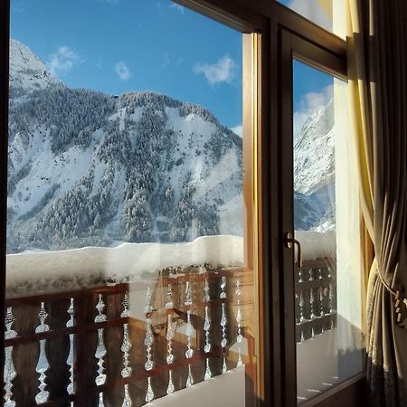 Hotel Astoria Courmayeur Exterior foto