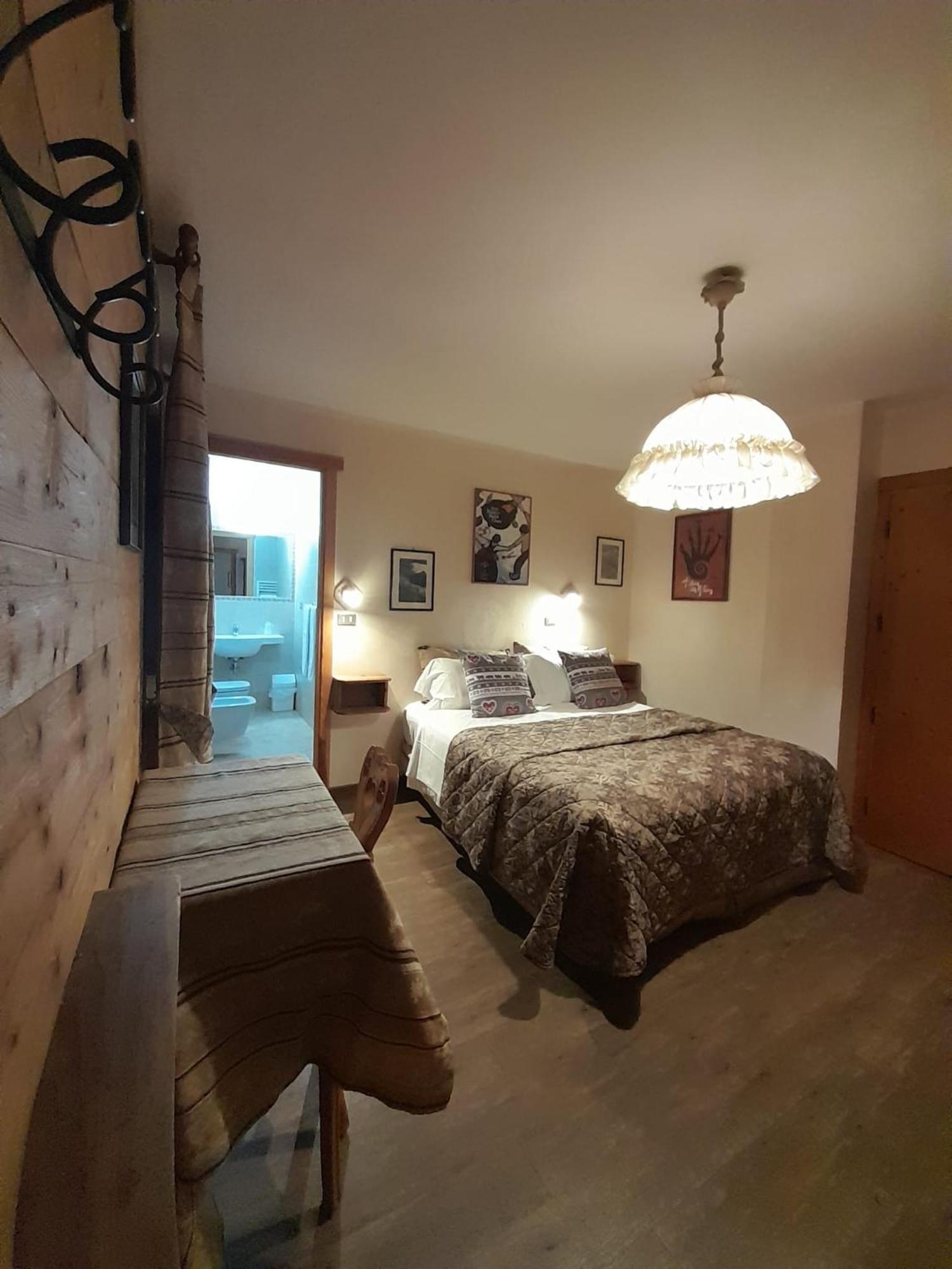 Hotel Astoria Courmayeur Exterior foto