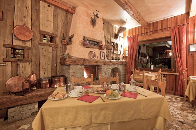 Hotel Astoria Courmayeur Exterior foto